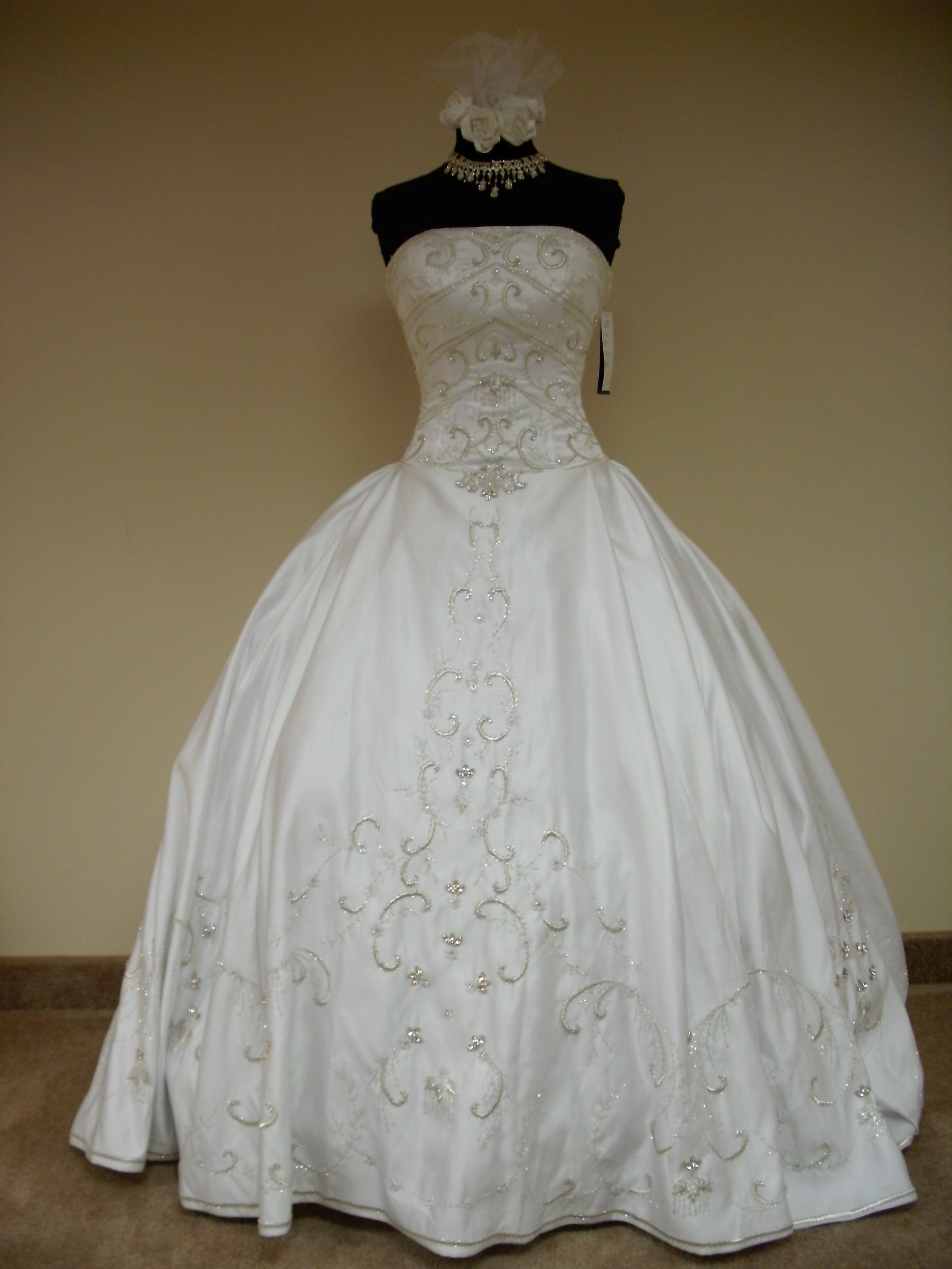 Julius wedding dress